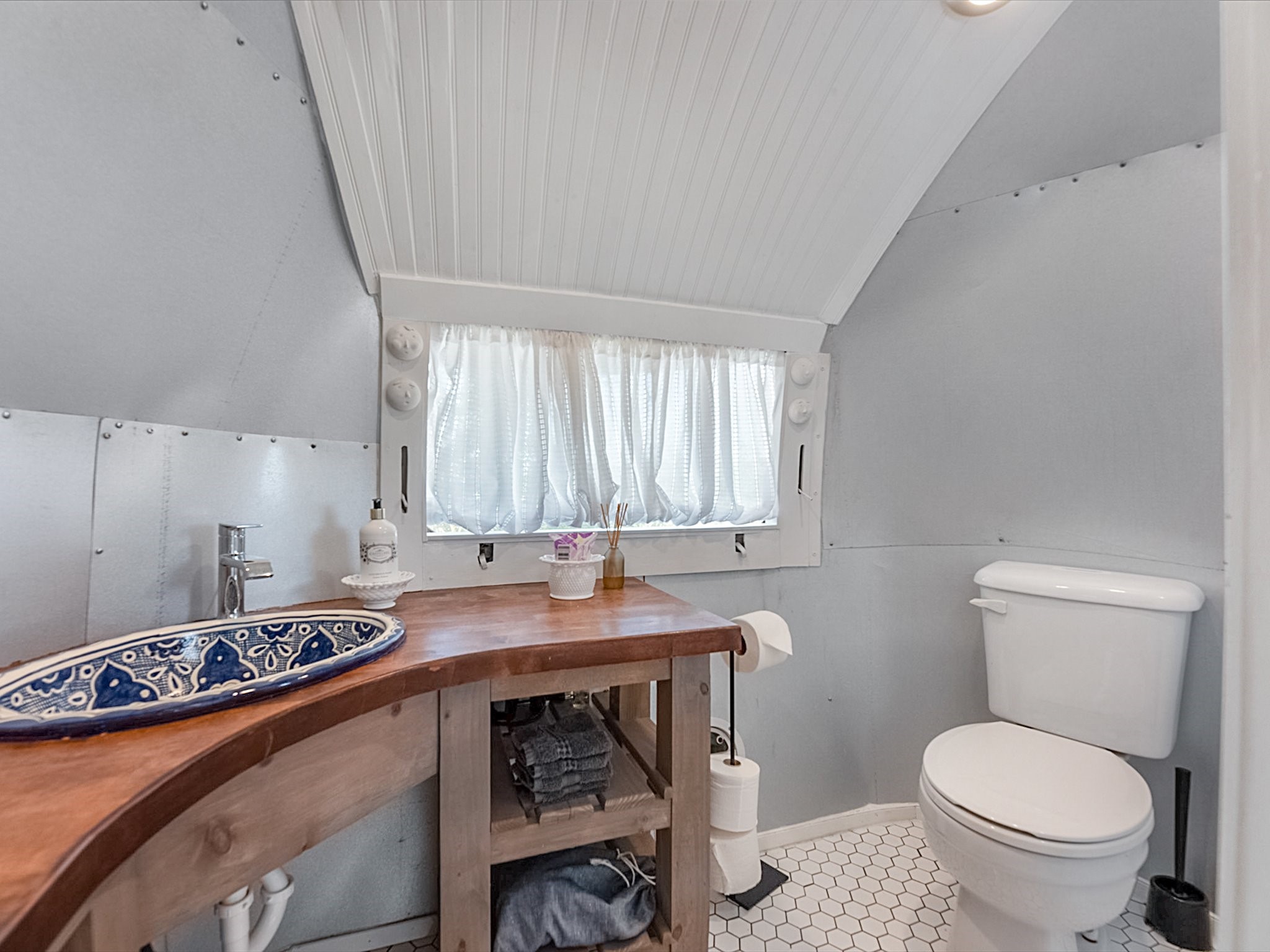 3643 Noak Road Round Top, TX 78954 - Photo 24 of 32 Bathroom in the Airstream.