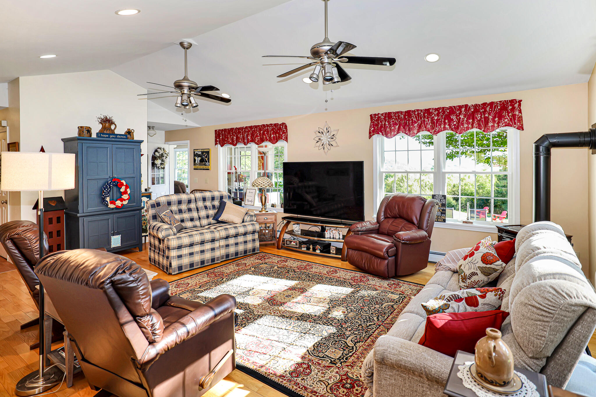 44 Mountain View Road Mexico, ME 04257 - Photo 13 of 88 20