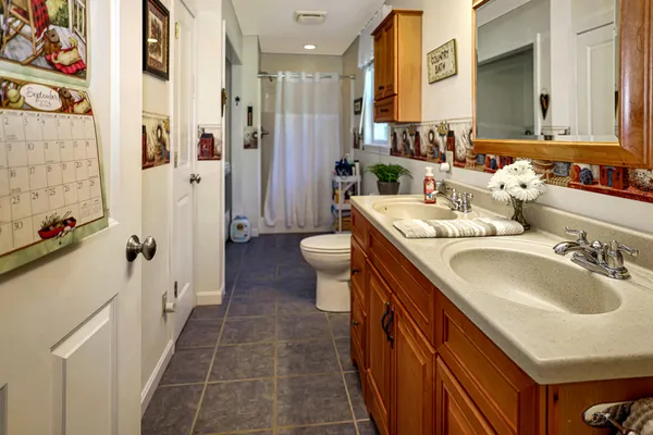 $599,900 | 44 Mountain View Road, Mexico, ME 04257