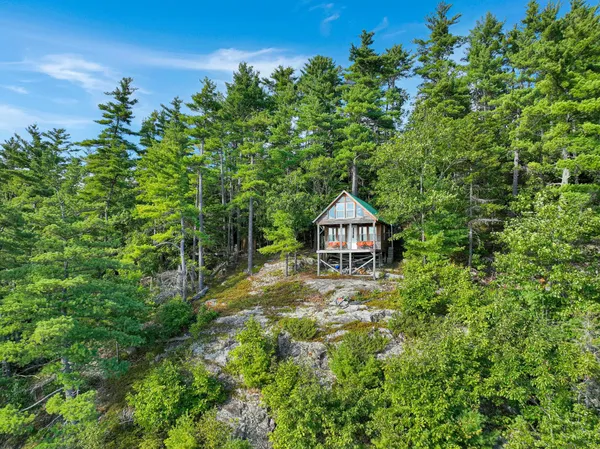 $599,900 | 44 Mountain View Road, Mexico, ME 04257
