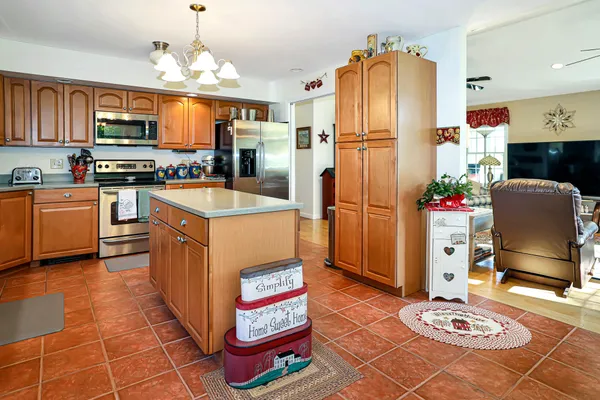 $599,900 | 44 Mountain View Road, Mexico, ME 04257