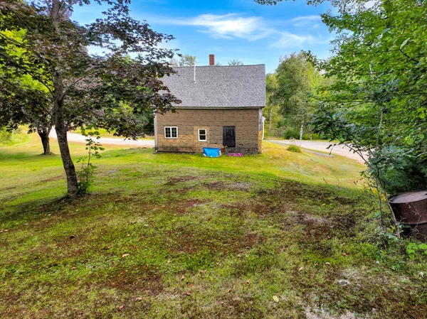 $599,900 | 44 Mountain View Road, Mexico, ME 04257