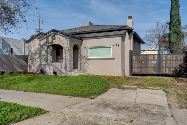 $425,000 | 15 East 22nd Street, Merced, CA 95340
