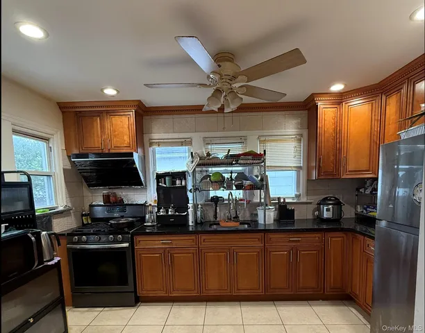 $663,000 | 17 Litchfield Avenue, Elmont, NY 11003