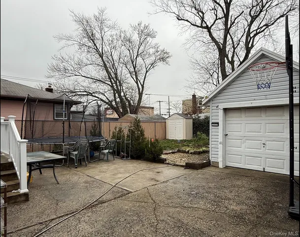 $663,000 | 17 Litchfield Avenue, Elmont, NY 11003