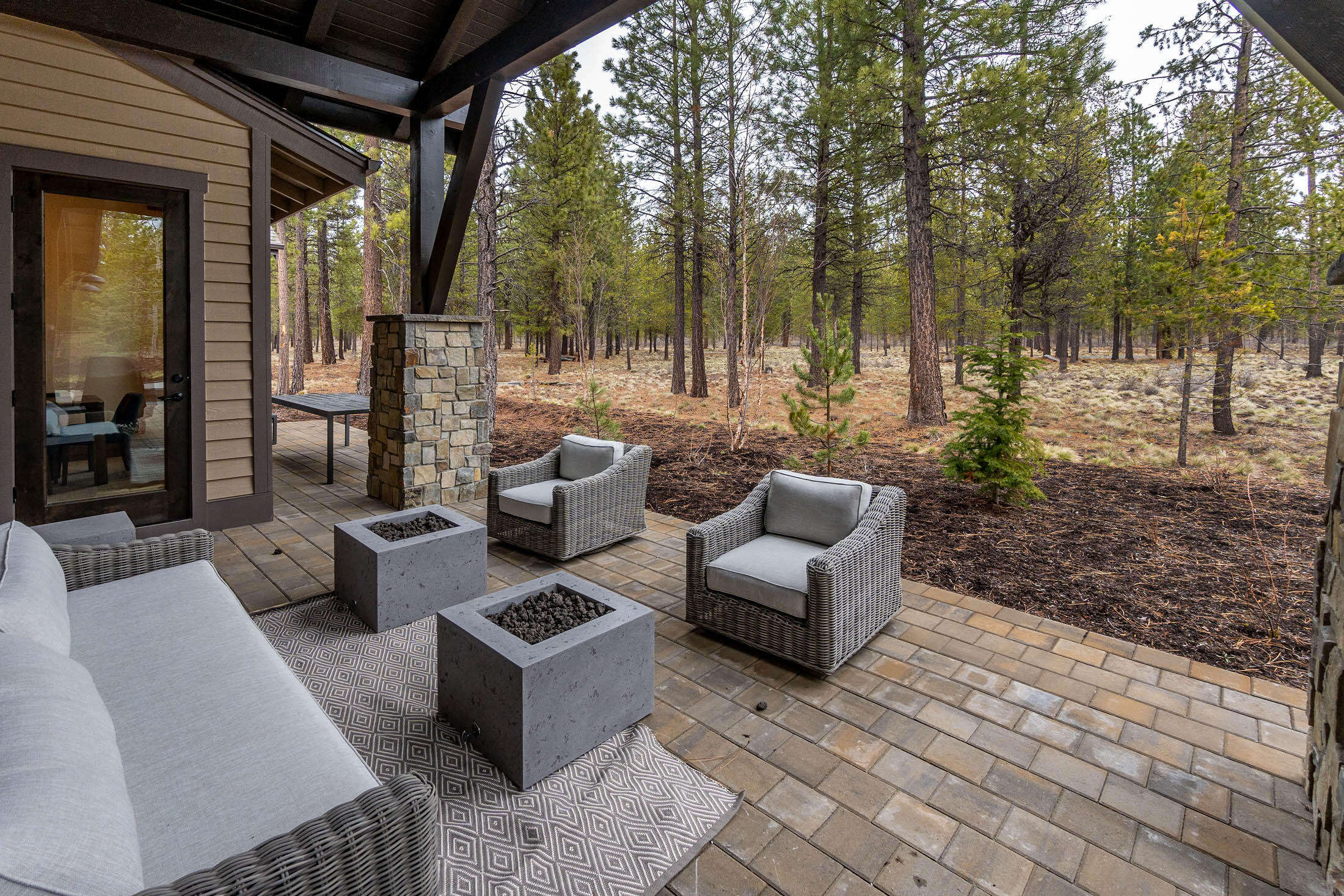 56887 Dancing Rock Loop, Unit 15B Bend, OR 97707 - Photo 8 of 40 56887 Dancing Rock Loop b_0019 copy