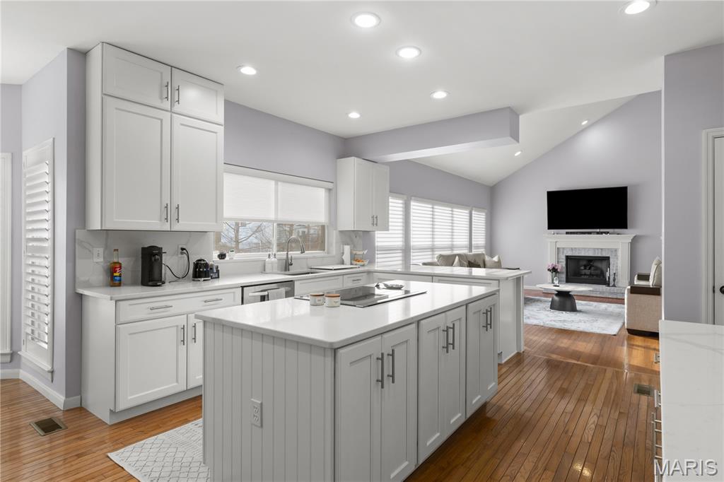 1118 Kiefer Ridge Court Ballwin, MO 63021 - Photo 14 of 52