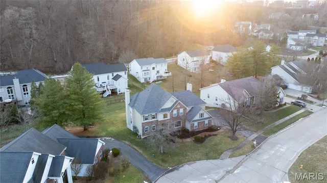 $749,900 | 1118 Kiefer Ridge Court, Ballwin, MO 63021