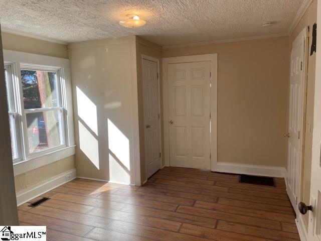 107 East Fairfield Road Greenville, SC 29605 - Photo 3 of 17 Gallery Image 3