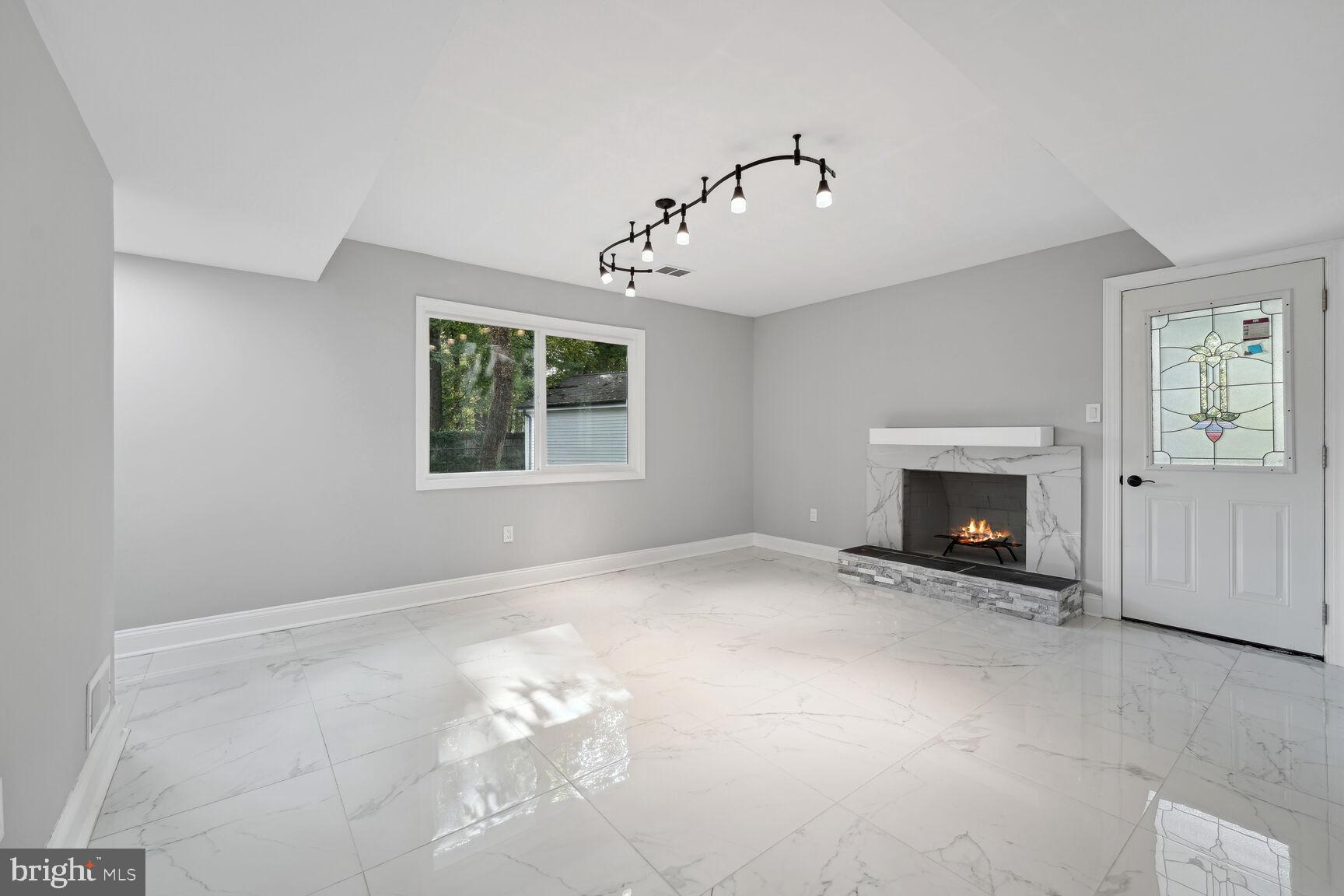 9200 Ivanhoe Road Fort Washington, MD 20744 - Photo 2 of 20 Gallery Image 2