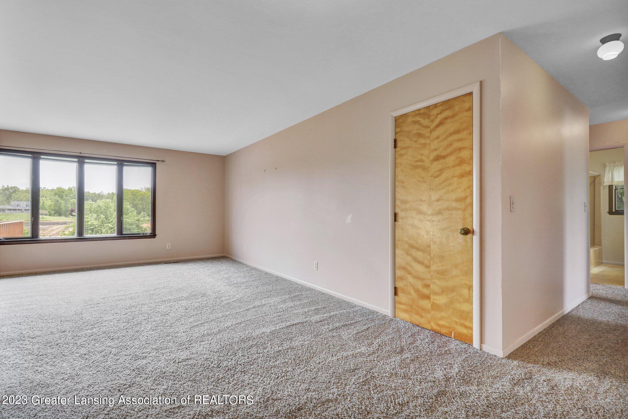 1651 West Alward Road Dewitt, MI 48820 - Photo 5 of 34 9-web-or-mls-Open Ended Media-9