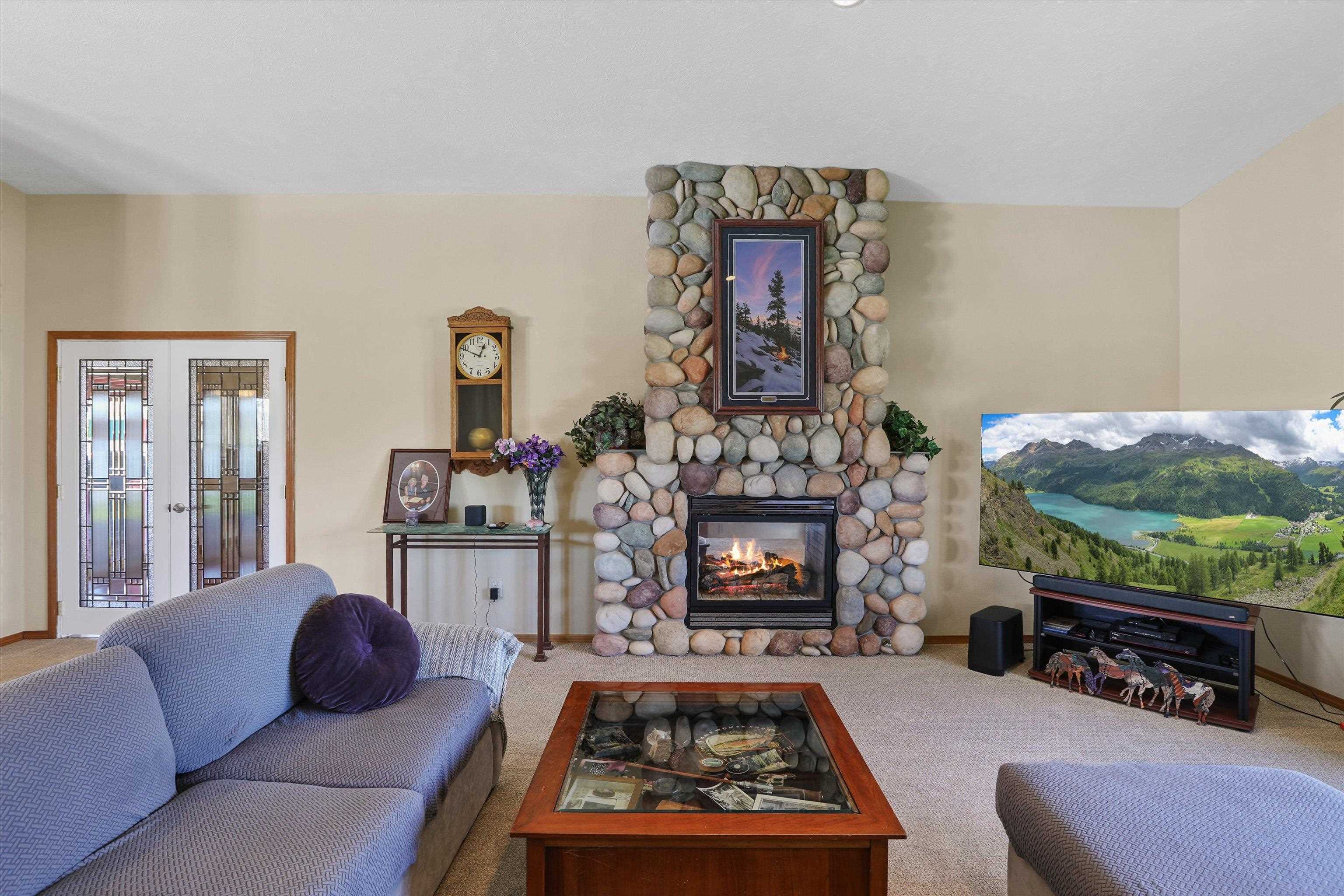 6412 North Jensen Road Spokane, WA 99217 - Photo 9 of 38