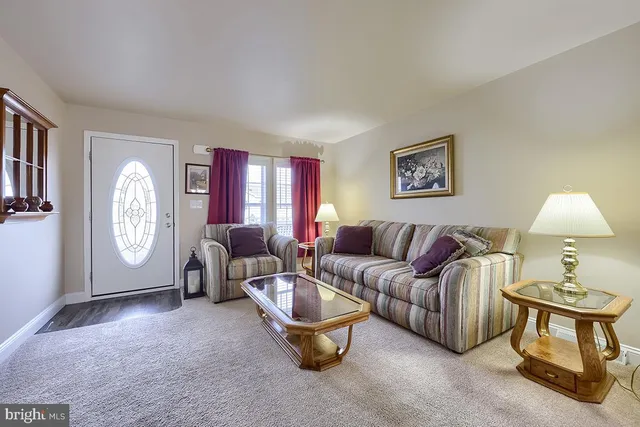 $274,900 | 39 Westin Road, Douglassville, PA 19518