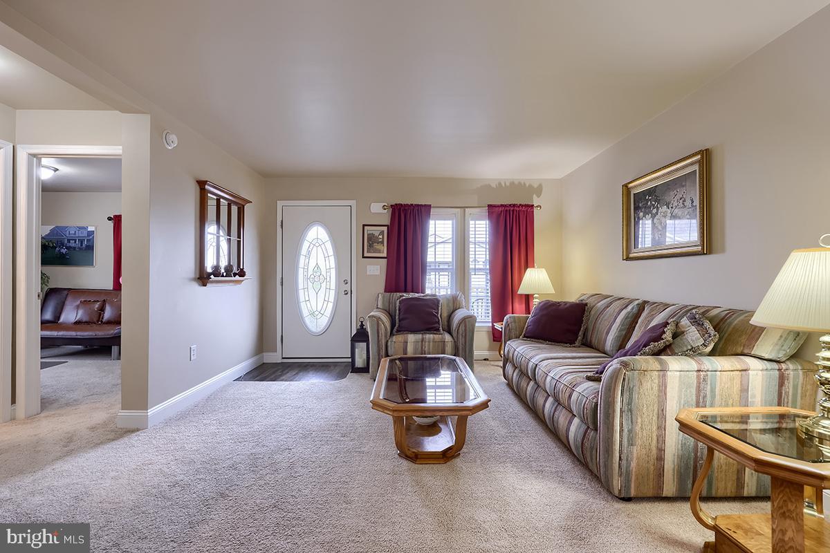 39 Westin Road Douglassville, PA 19518 - Photo 5 of 37 a living room with furniture