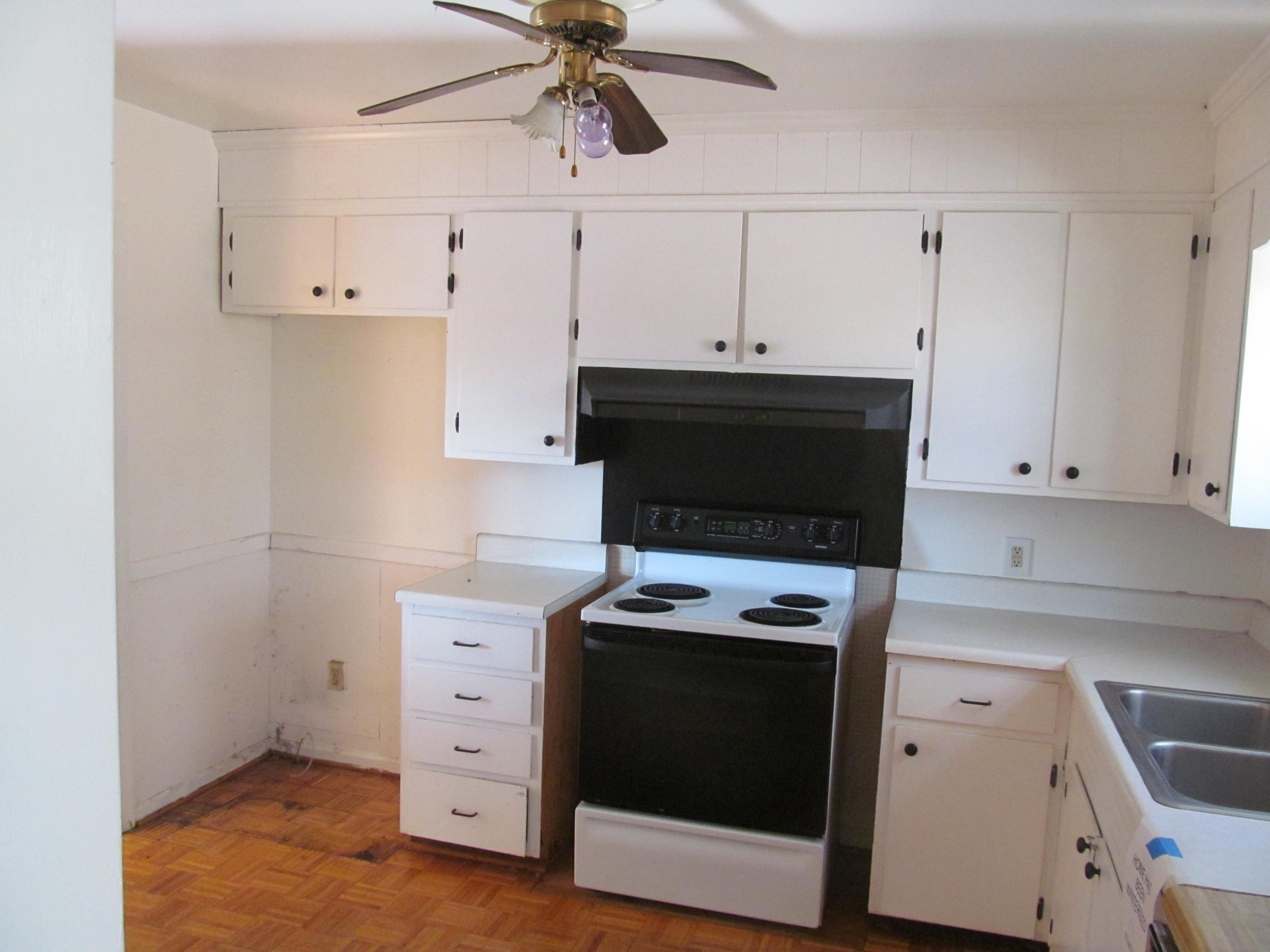 624 Ramada Road Vinton, VA 24179 - Photo 5 of 25 a kitchen with cabinets appliances and a sink