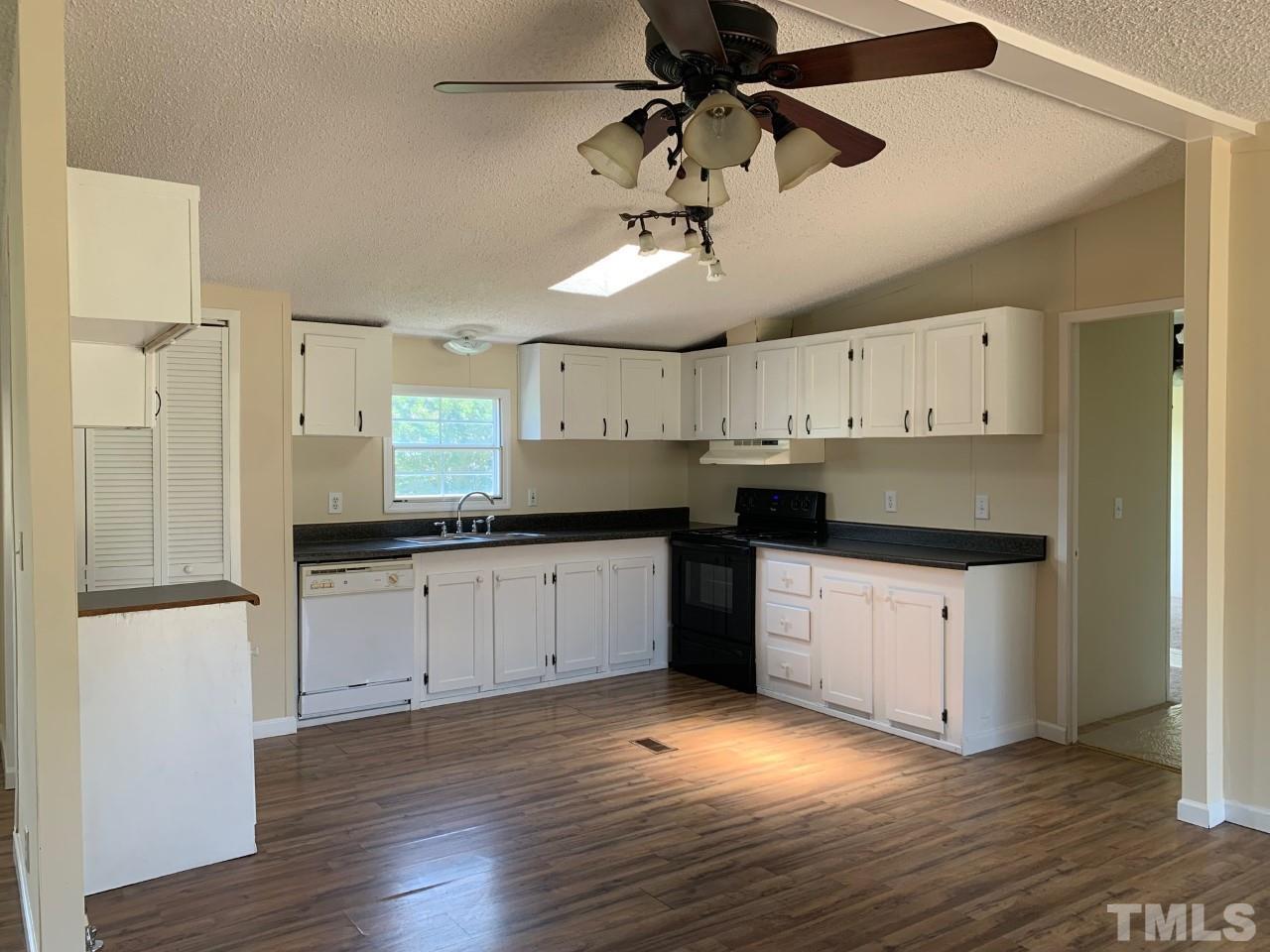 5641 Rains Crossroads Road Princeton, NC 27569 - Photo 10 of 25 Gallery Image 10