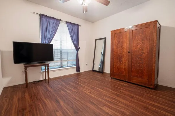 $219,900 | 1805 West Spring Creek Parkway, Unit BB1, Plano, TX 75023