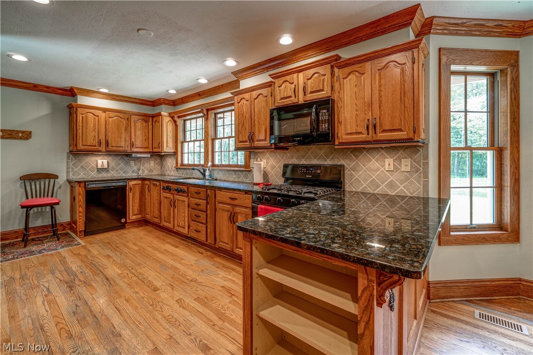 2866 Hayne Road Akron, OH 44312 - Photo 12 of 35