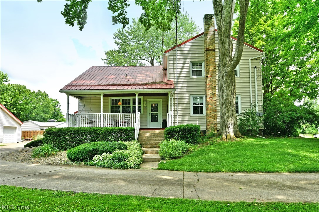 8683 King Graves Road Northeast Warren, OH 44484 - Photo 1 of 50 Front house