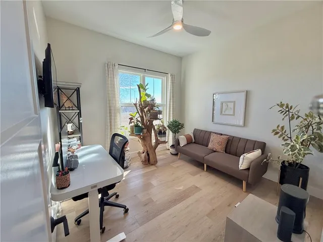 $589,000 | 1048 Lake Viking Terrace, Altamont, MO 64620