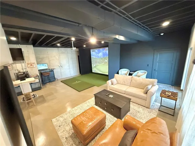 $589,000 | 1048 Lake Viking Terrace, Altamont, MO 64620