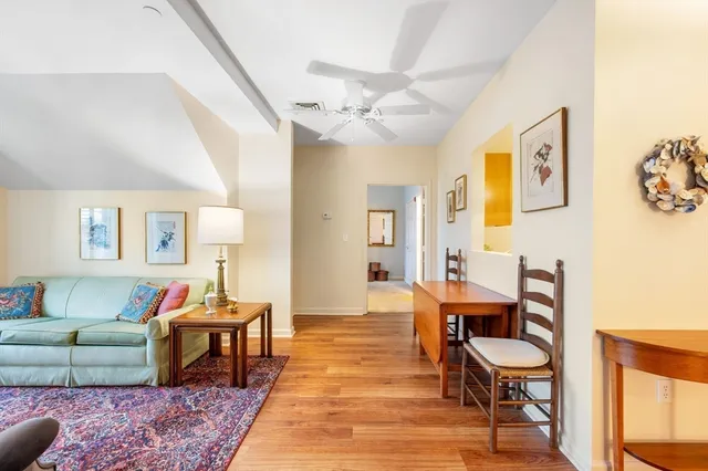 $400,000 | 7 Assinippi Avenue, Unit 306, Norwell, MA 02061