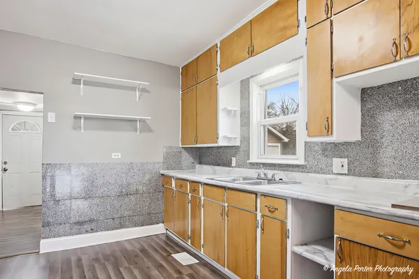 $340,000 | 320 East Washington Street, Round Lake Park, IL 60073