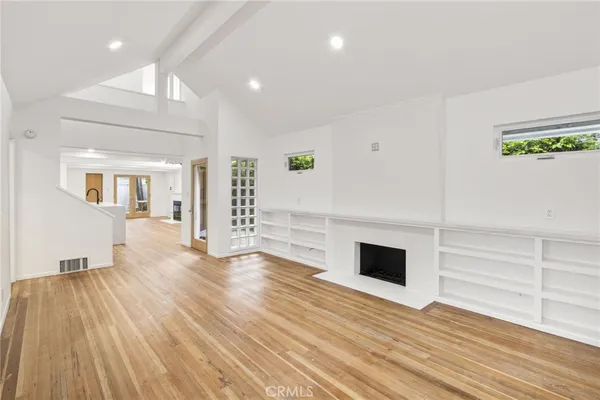$10,500 | 404 Prospect Street, Newport Beach, CA 92663
