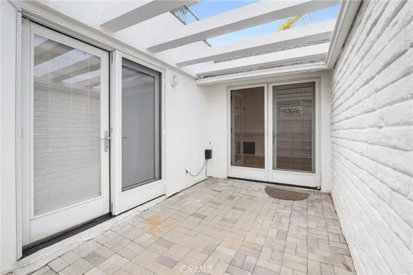 $10,500 | 404 Prospect Street, Newport Beach, CA 92663