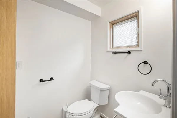 $10,500 | 404 Prospect Street, Newport Beach, CA 92663