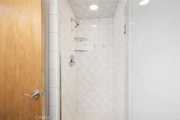 $10,500 | 404 Prospect Street, Newport Beach, CA 92663