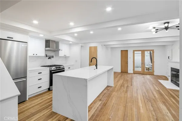 $10,500 | 404 Prospect Street, Newport Beach, CA 92663
