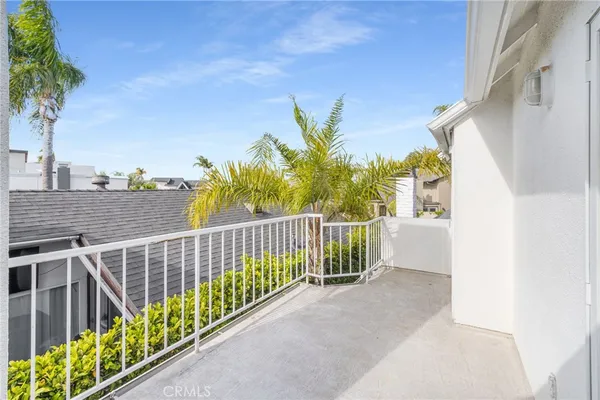 $10,500 | 404 Prospect Street, Newport Beach, CA 92663