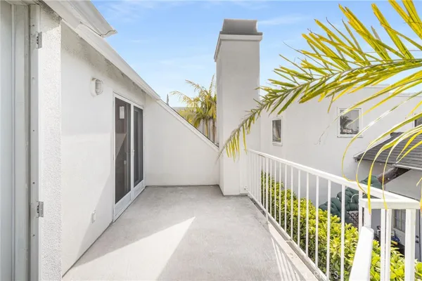 $10,500 | 404 Prospect Street, Newport Beach, CA 92663