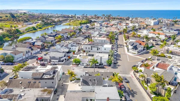 $10,500 | 404 Prospect Street, Newport Beach, CA 92663