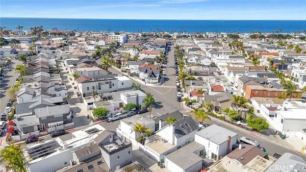 $10,500 | 404 Prospect Street, Newport Beach, CA 92663