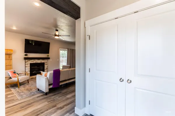 $795,000 | 250 Jordan Street, Donnelly, ID 83615