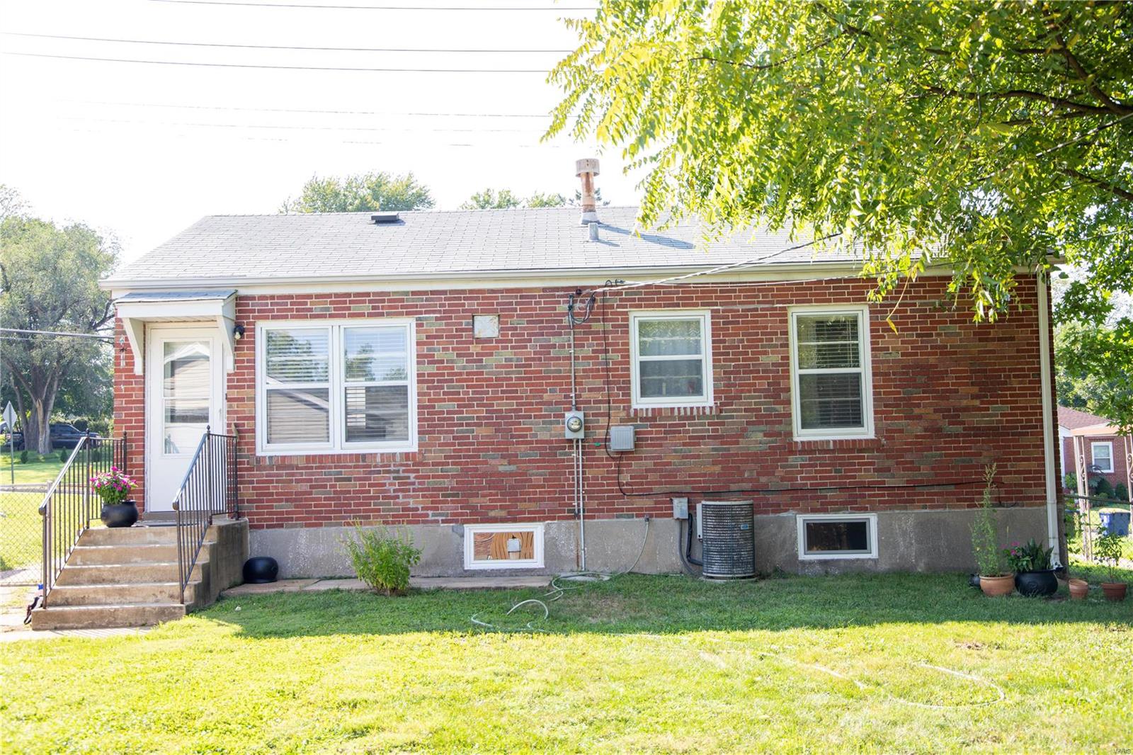 3442 Ashby Road St. Ann, MO 63074 - Photo 30 of 41 Gallery Image 30