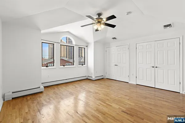 $4,300 | 220 Wayne Avenue, Unit C0220, Cliffside Park, NJ 07010