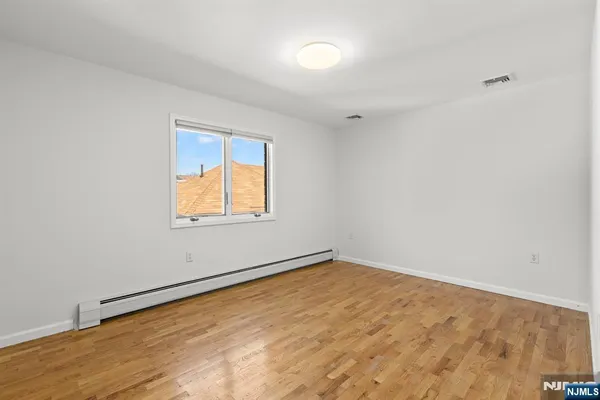 $4,300 | 220 Wayne Avenue, Unit C0220, Cliffside Park, NJ 07010