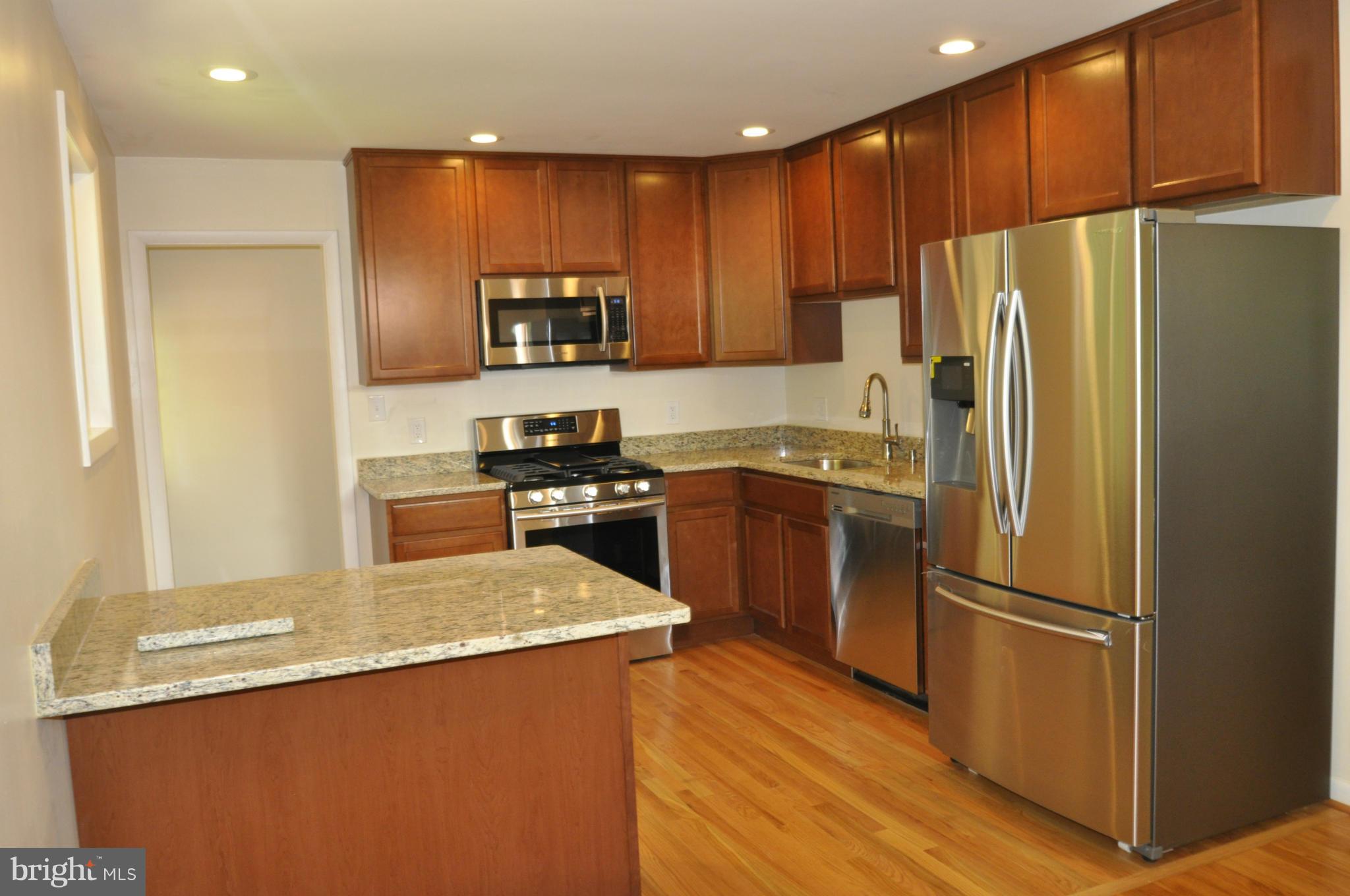 110 Hannes Street Silver Spring, MD 20901 - Photo 4 of 11 Kitchen