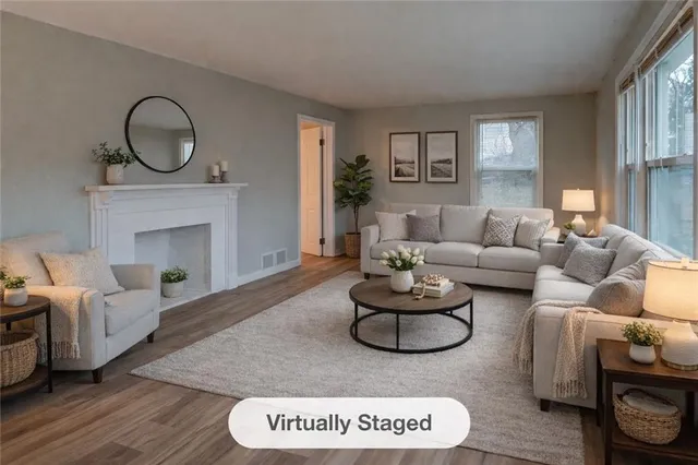 $169,000 | 1204 East Salisbury Road, Independence, MO 64050