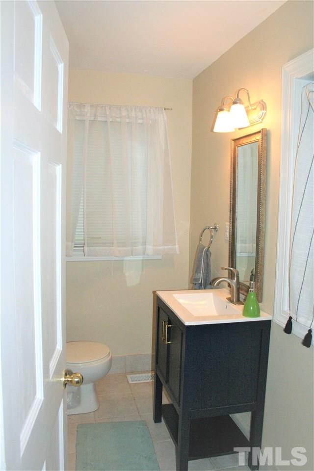 2803 Everett Avenue Raleigh, NC 27607 - Photo 13 of 26