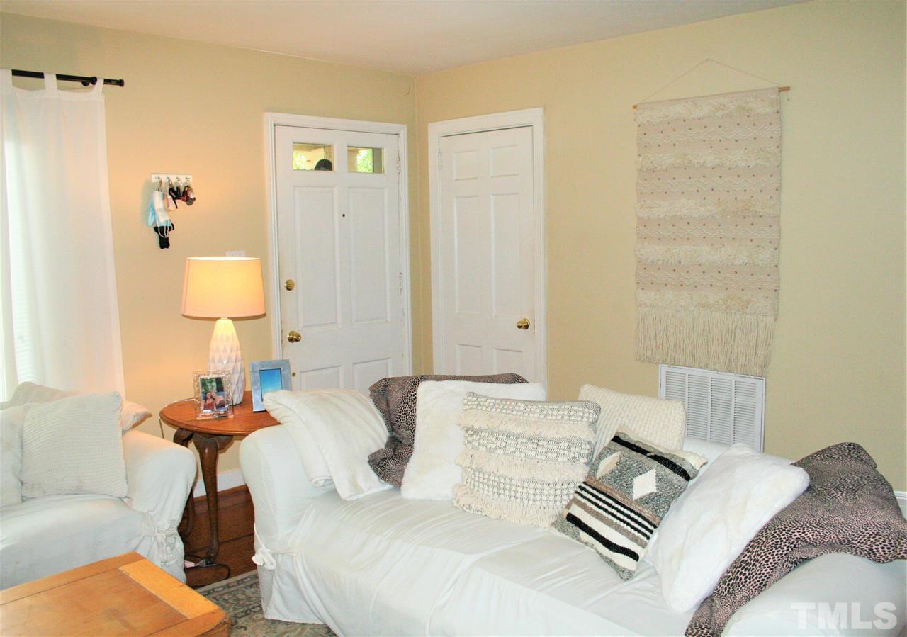 2803 Everett Avenue Raleigh, NC 27607 - Photo 6 of 26