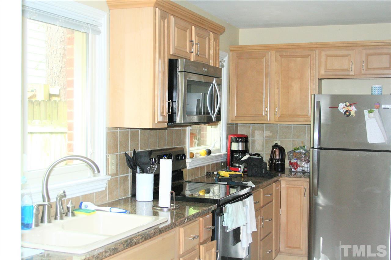 2803 Everett Avenue Raleigh, NC 27607 - Photo 8 of 26