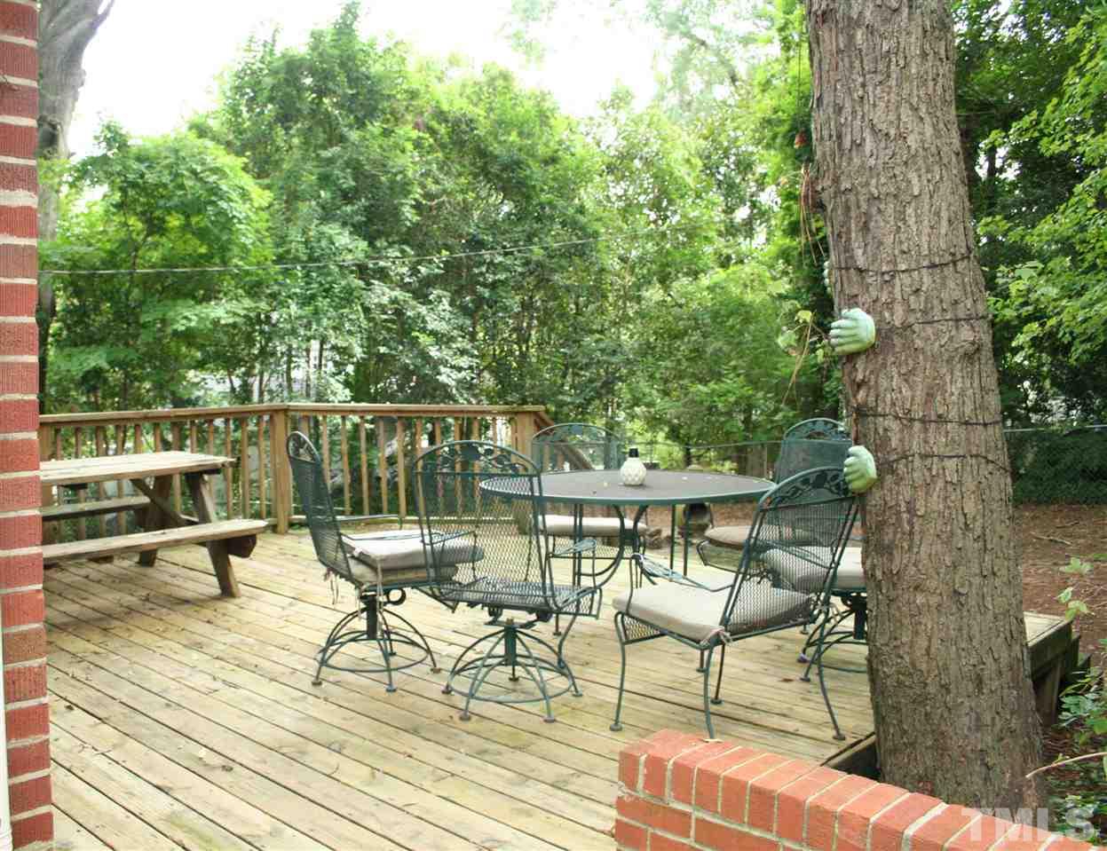 2803 Everett Avenue Raleigh, NC 27607 - Photo 10 of 26