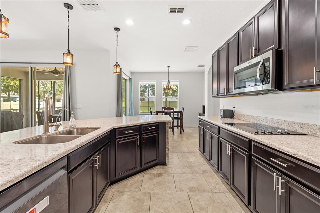 14588 Magnolia Ridge Loop Winter Garden, FL 34787 - Photo 14 of 72 Gallery Image 14