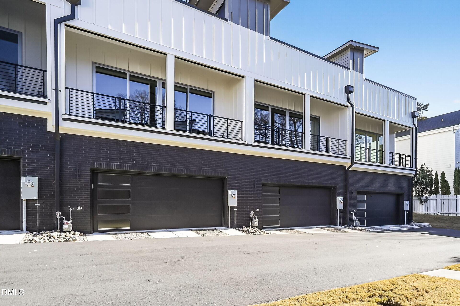 1521 1/2 Sunrise Avenue Raleigh, NC 27608 - Photo 33 of 37 a front view of a building