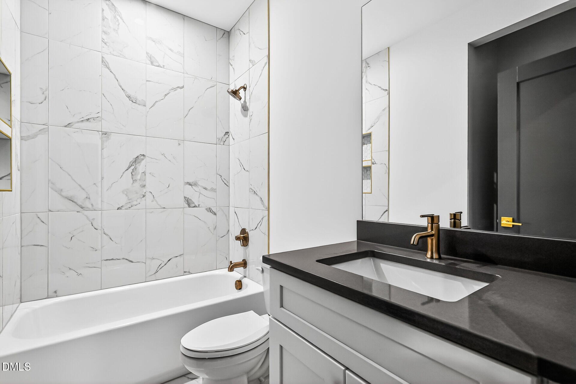 1521 1/2 Sunrise Avenue Raleigh, NC 27608 - Photo 9 of 36 007-1920x1080-bathroom