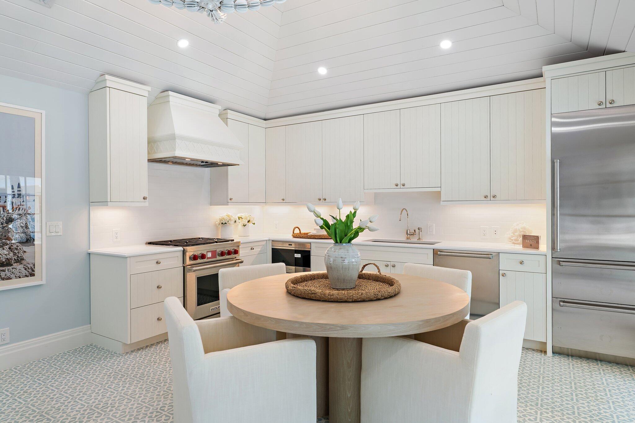 43 North Beach Road Hobe Sound, FL 33455 - Photo 24 of 73 Cabana Kitchen/Great Room